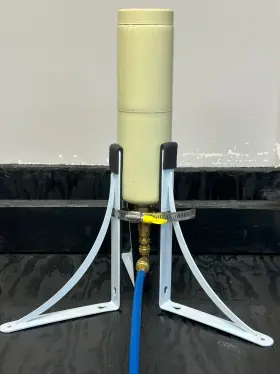 3F4AC7D0-A989-4 GLOBAL REFRIGERANT SUPPLY Cylinder Stand Tank
